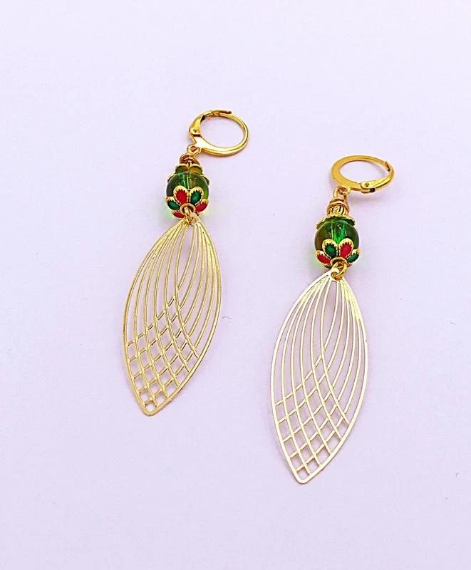 Boucles d'oreilles métal doré filigrane, perles verre, calottes émaillées